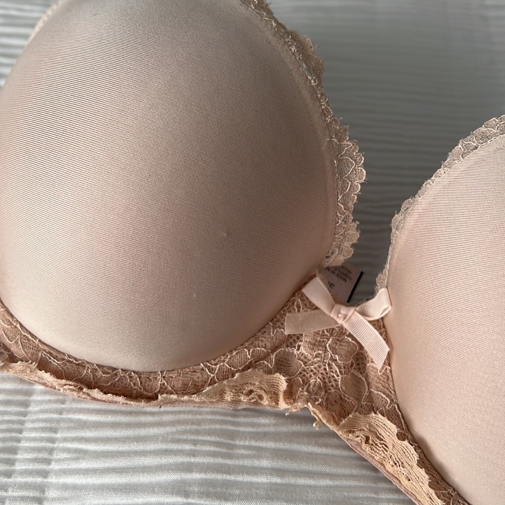 Victoria’s Secret Dream Angels Lined Demi Convertible (can be a racer back) 32C - Picture 2 of 4